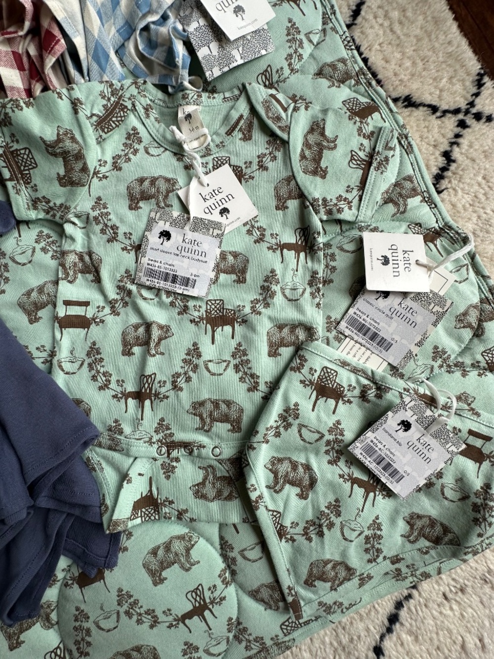 Kate Quinn bundle - Picture 3 of 12